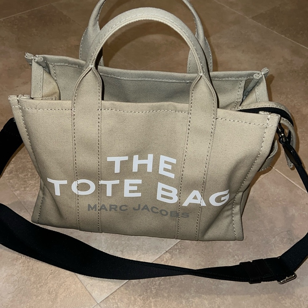 Marc Jacobs Medium Tote Bag